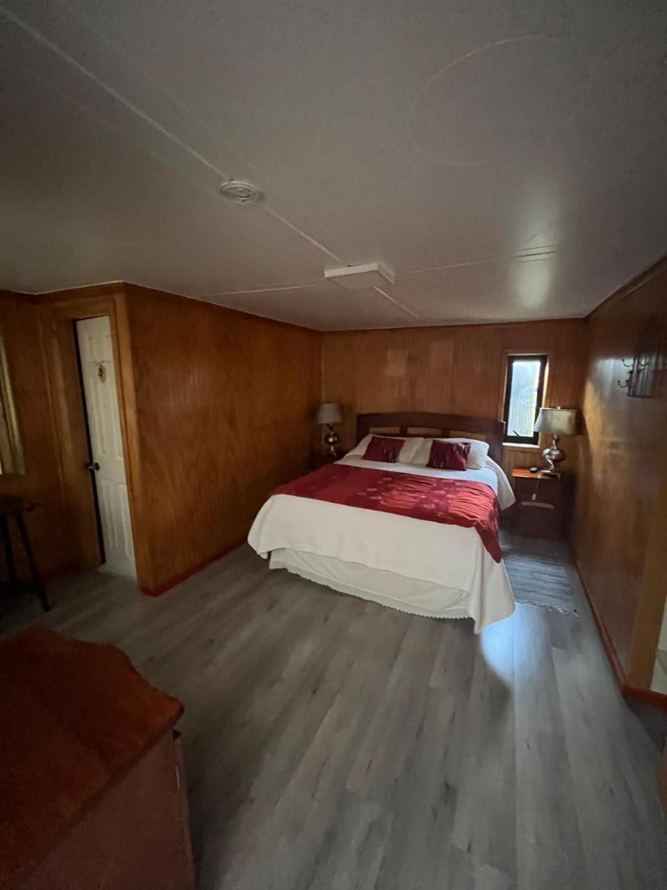 Hostal Espanol Coyhaique Exteriör bild