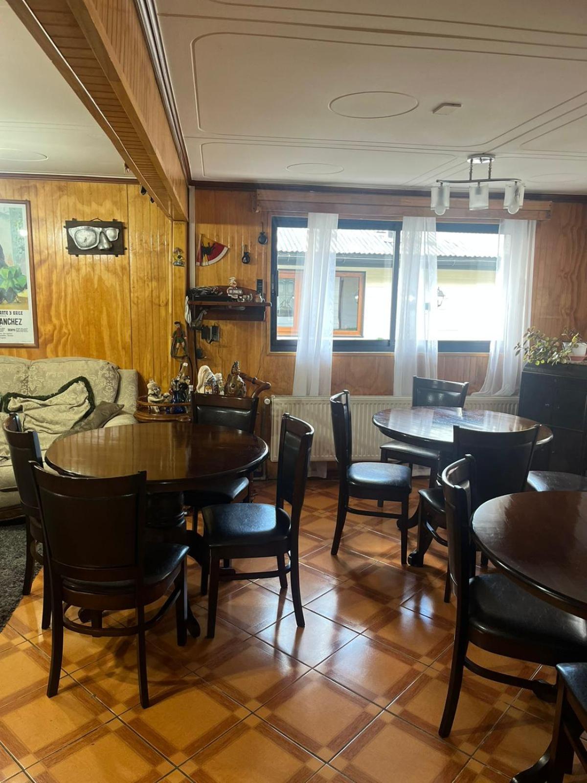 Hostal Espanol Coyhaique Exteriör bild